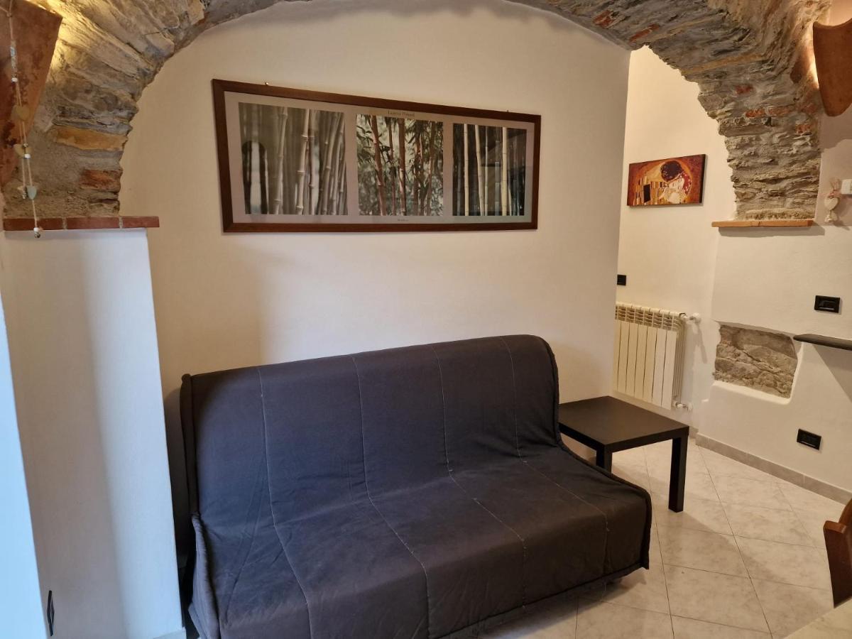 Casa Romantica Tra Liguria E Toscana Ortonovo Exterior foto