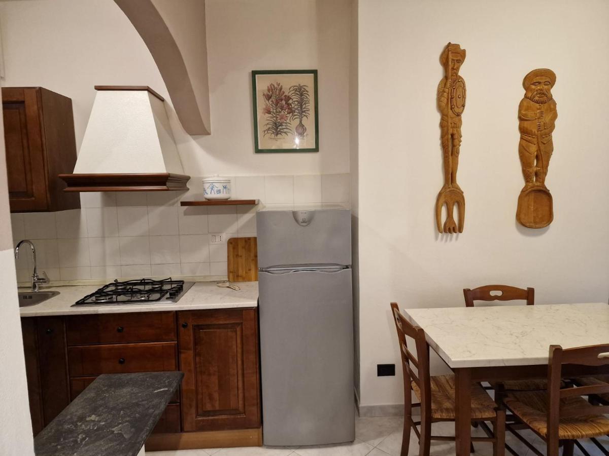 Casa Romantica Tra Liguria E Toscana Ortonovo Exterior foto